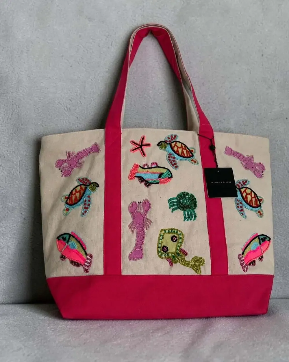 America & Beyond Beaded Beach Tote Sea Creatures